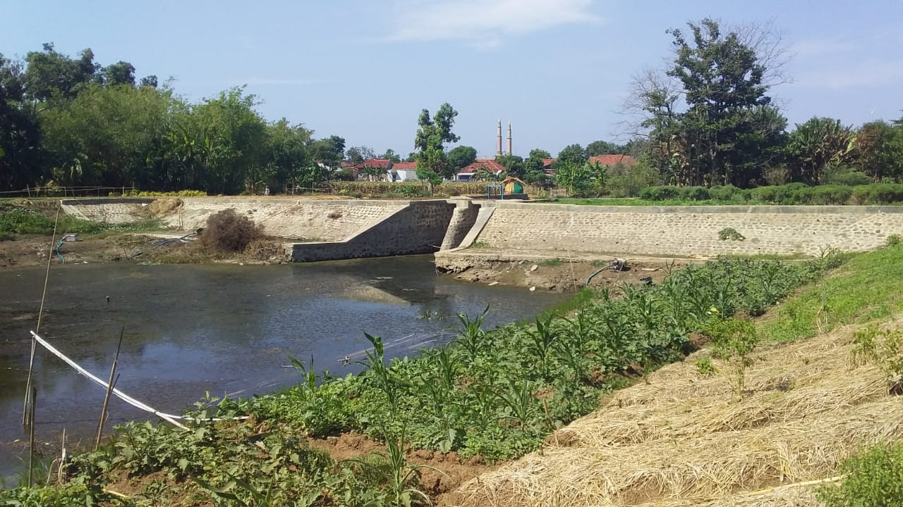 Masyarakat Krasak Andalkan Embung