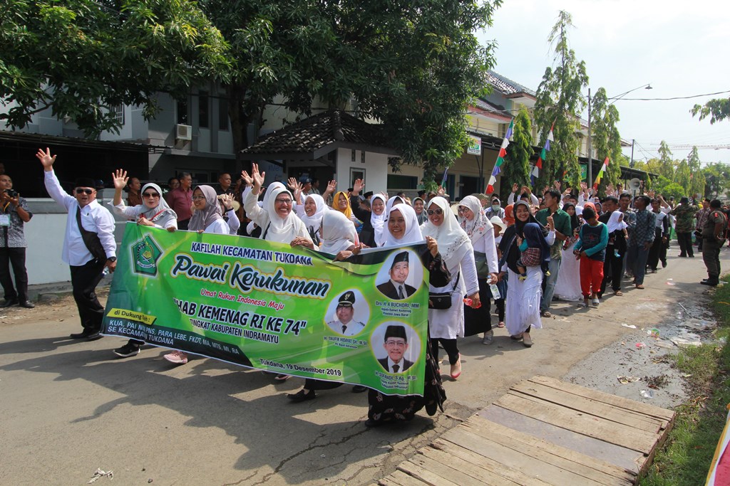 Semarak Pawai Kerukunan HAB Dibuka Plt Bupati Indramayu