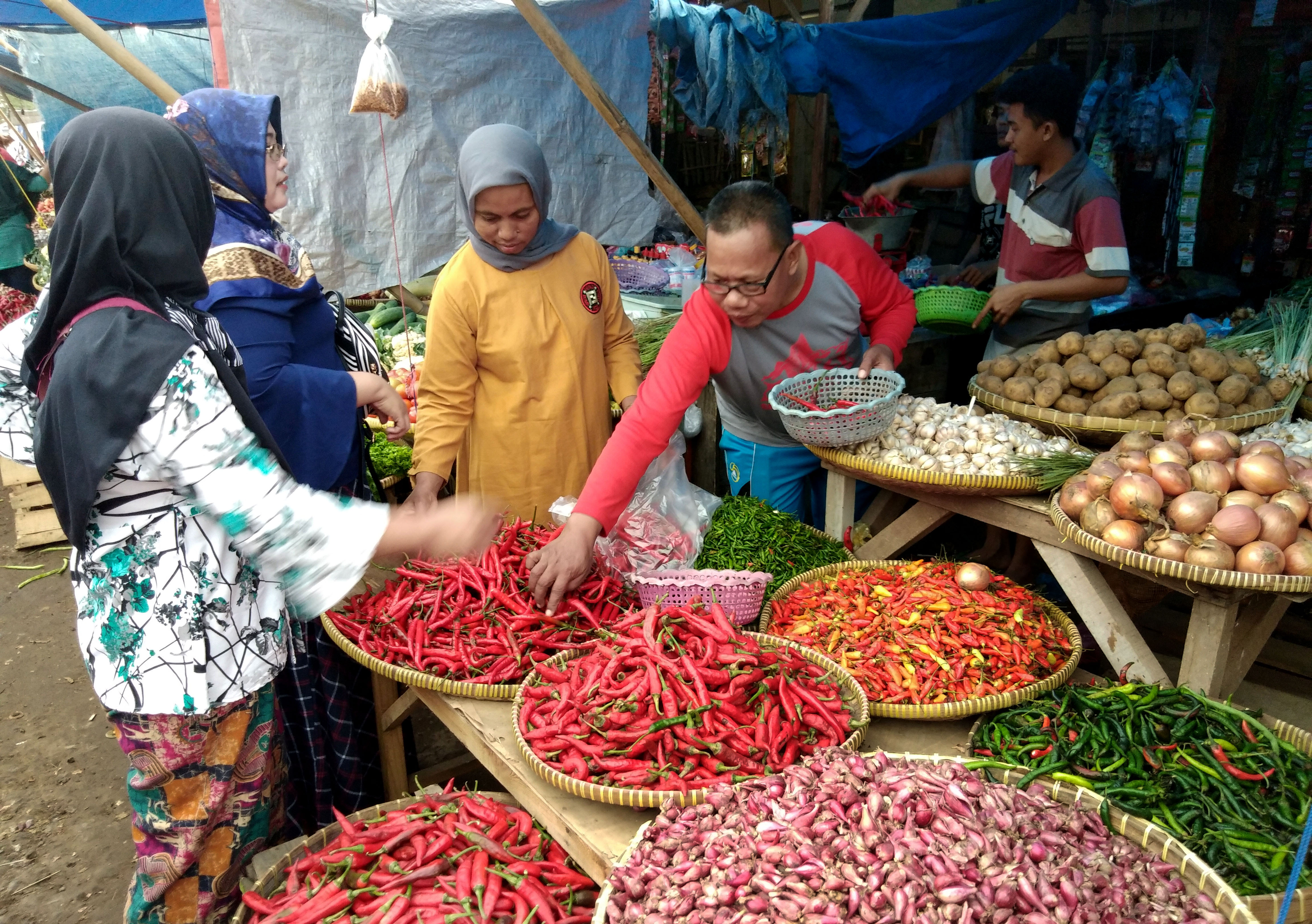 Jelang Nataru, Sejumlah  Komoditas Alami Kenaikan