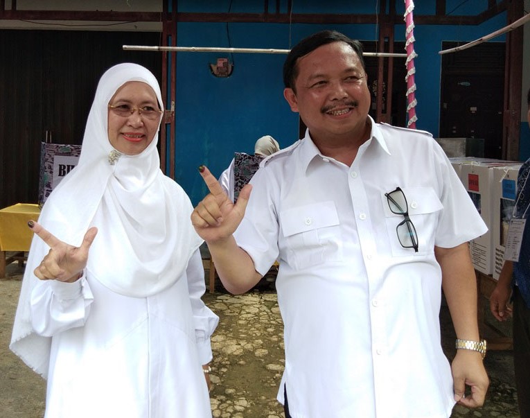 Istri Anggota DPR Herman Khaeron Siap Nyabup