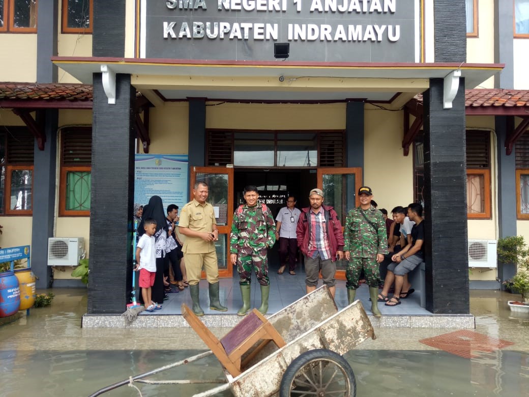 Banjir Belum Surut, Simulasi UNBK Ditunda