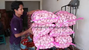 Harga Bawang Putih Meroket, Barang Mulai Langka