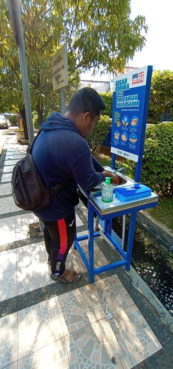 Cegah Corona, BRI Sediakan Wastafel dan Hand Sanitizer