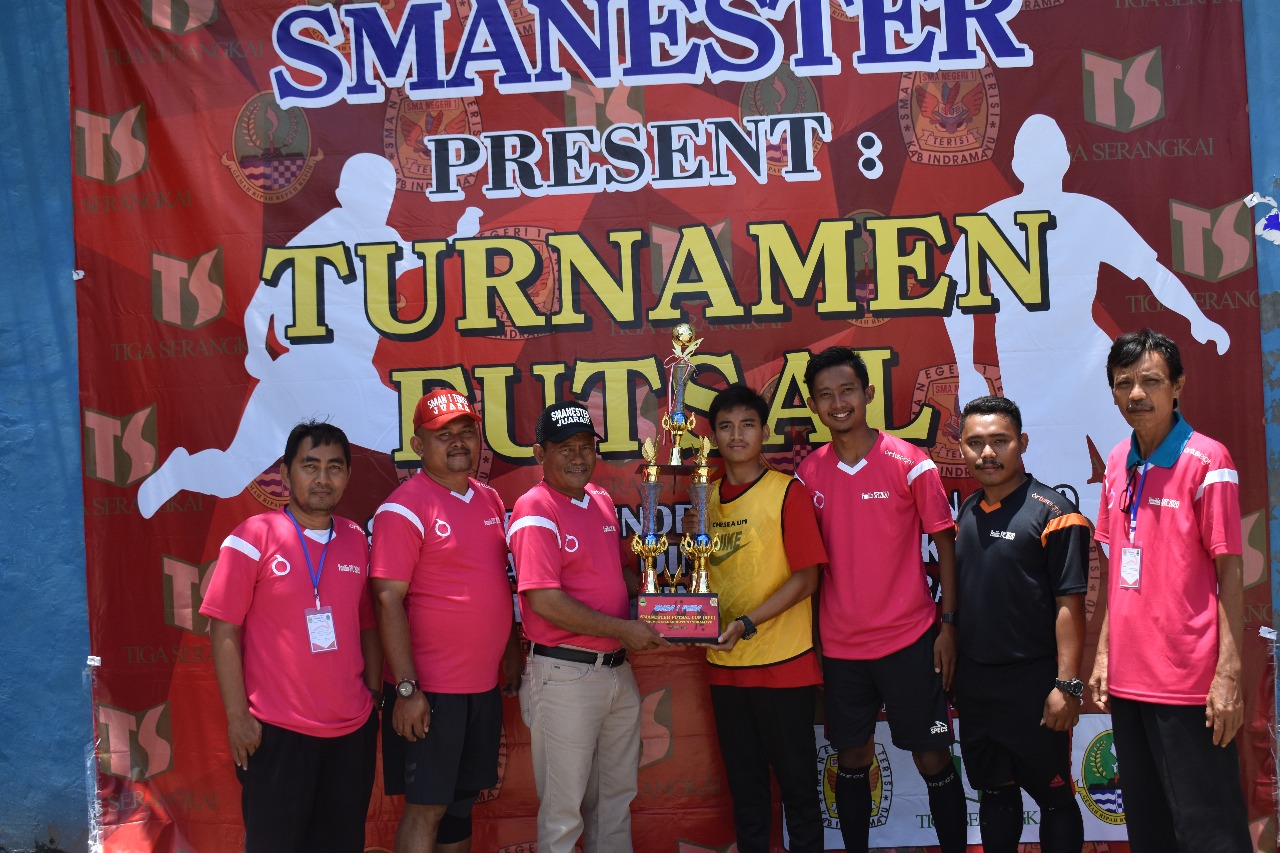 Smanester Sukses Gelar Turnamen Futsal
