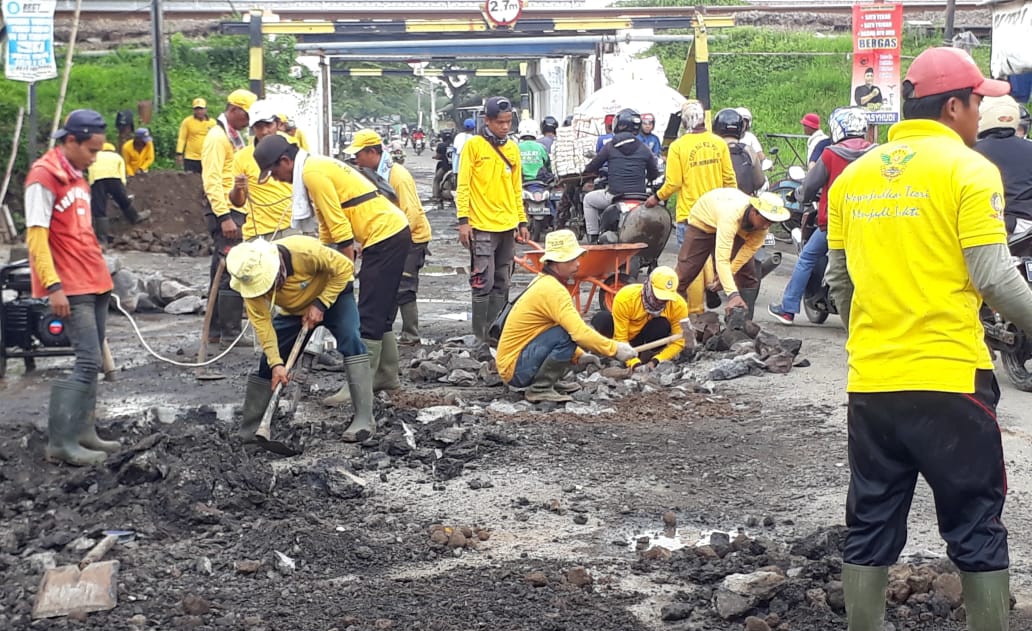 Jalan Rusak Langsung Diperbaiki, Bina Marga Jawa Barat Respons Keluhan Warga