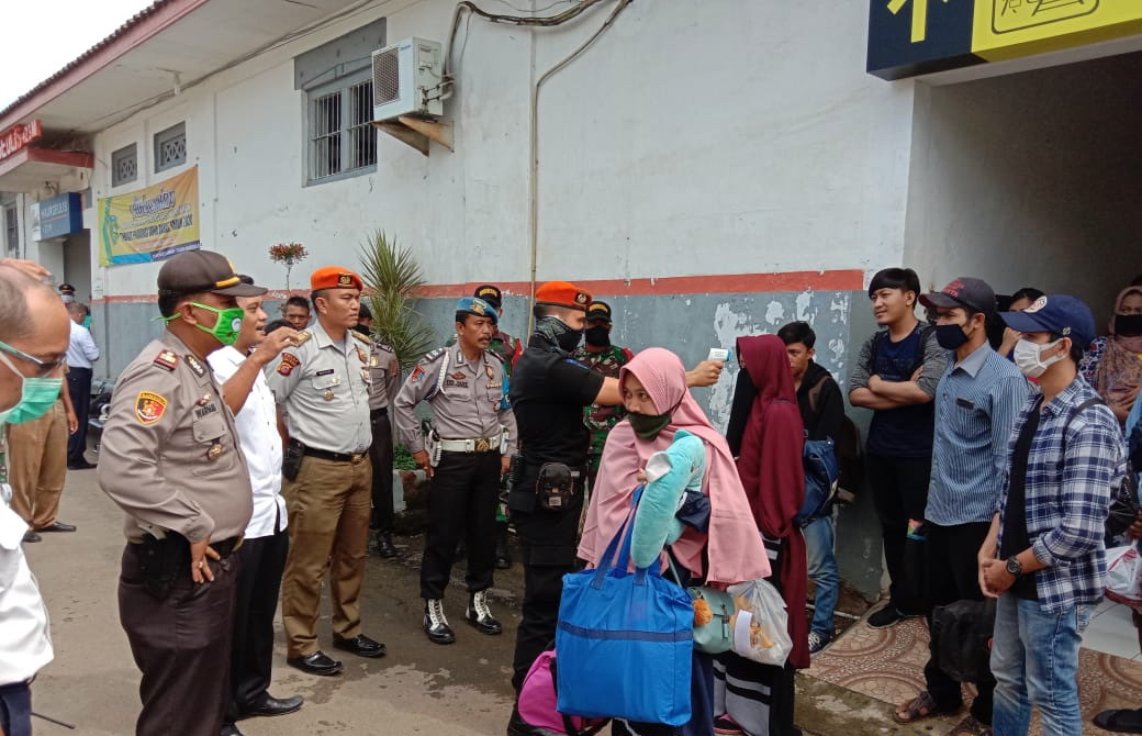 Operasi Aman Covid-19, Sasar Penumpang KA