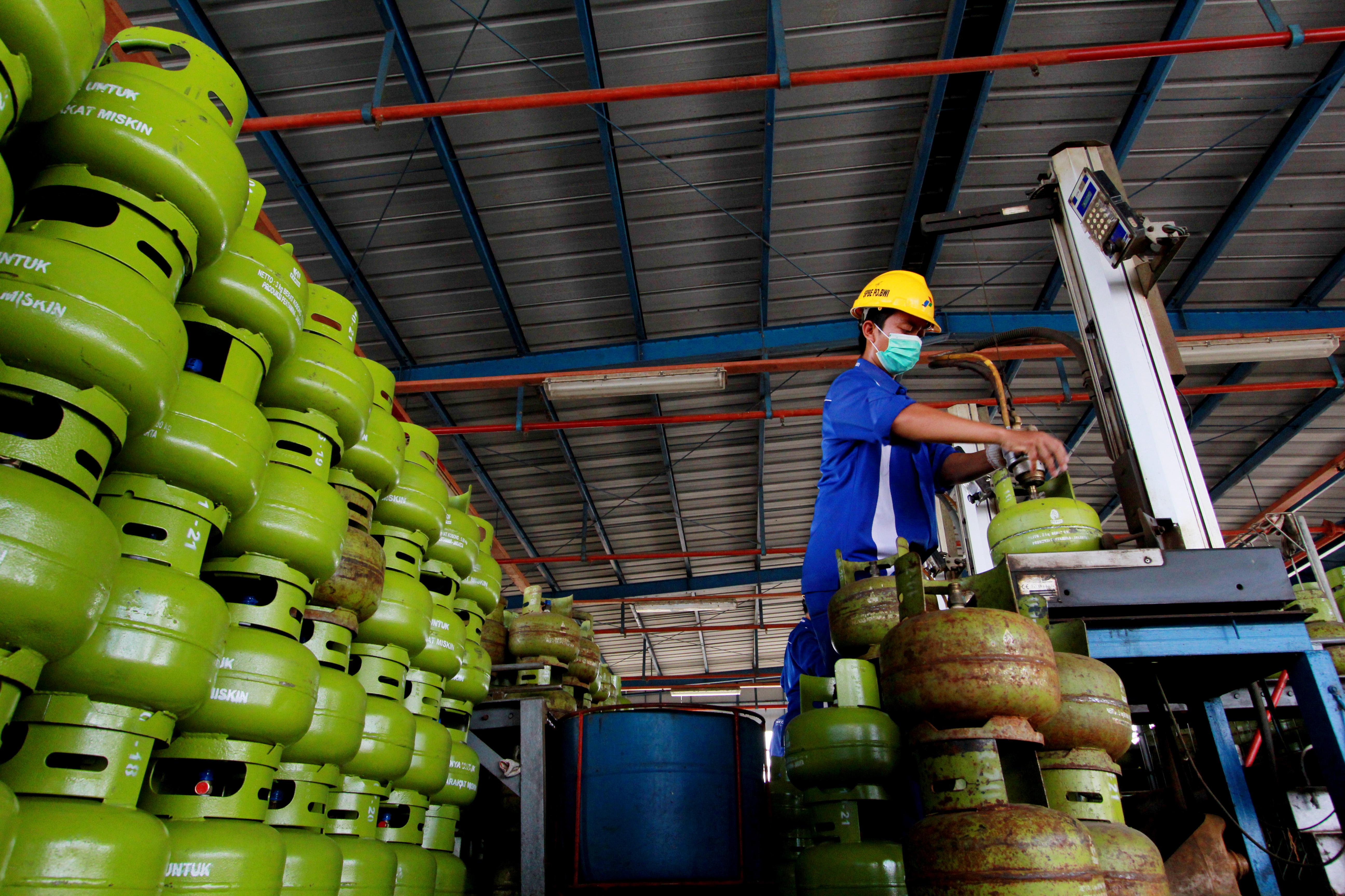 Gas Melon Masih Langka, Agen Nakal Patok Harga Rp16 Ribu