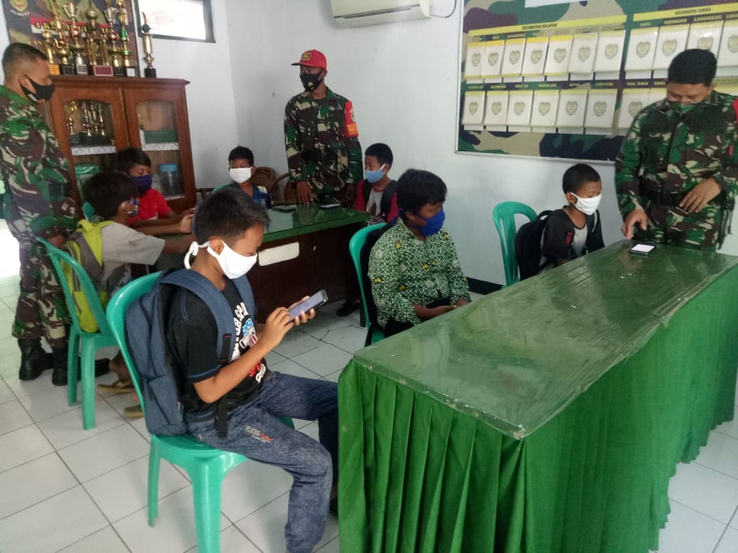 Koramil Anjatan Sediakan Ruang Belajar dan Wifi Gratis