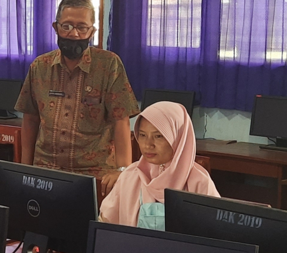 Kegiatan PJJ Uji Kreativitas Guru