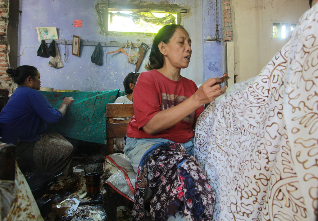 Lestarikan Batik Paoman Program Kemitraan Pertamina Mor Iii Berdayakan Istri Nelayan