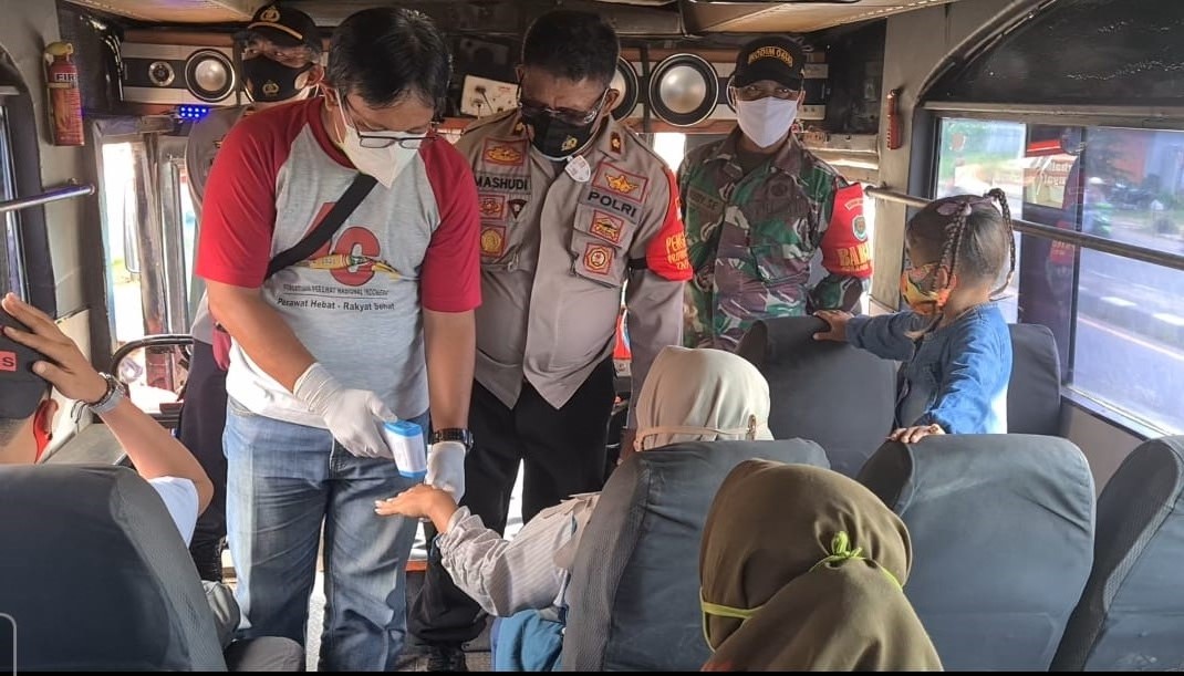 Penumpang Angkum Diminta Patuhi Prokes