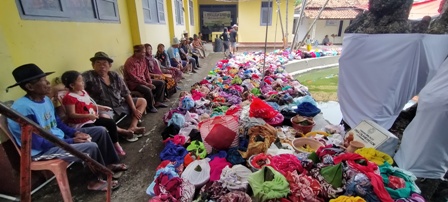 Sambut Tanam Padi Sedekah Seribu Tumpeng