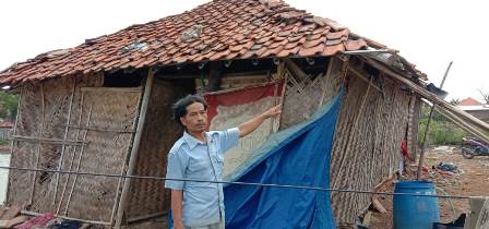 Miris, Rumah Warga Nyaris Ambruk