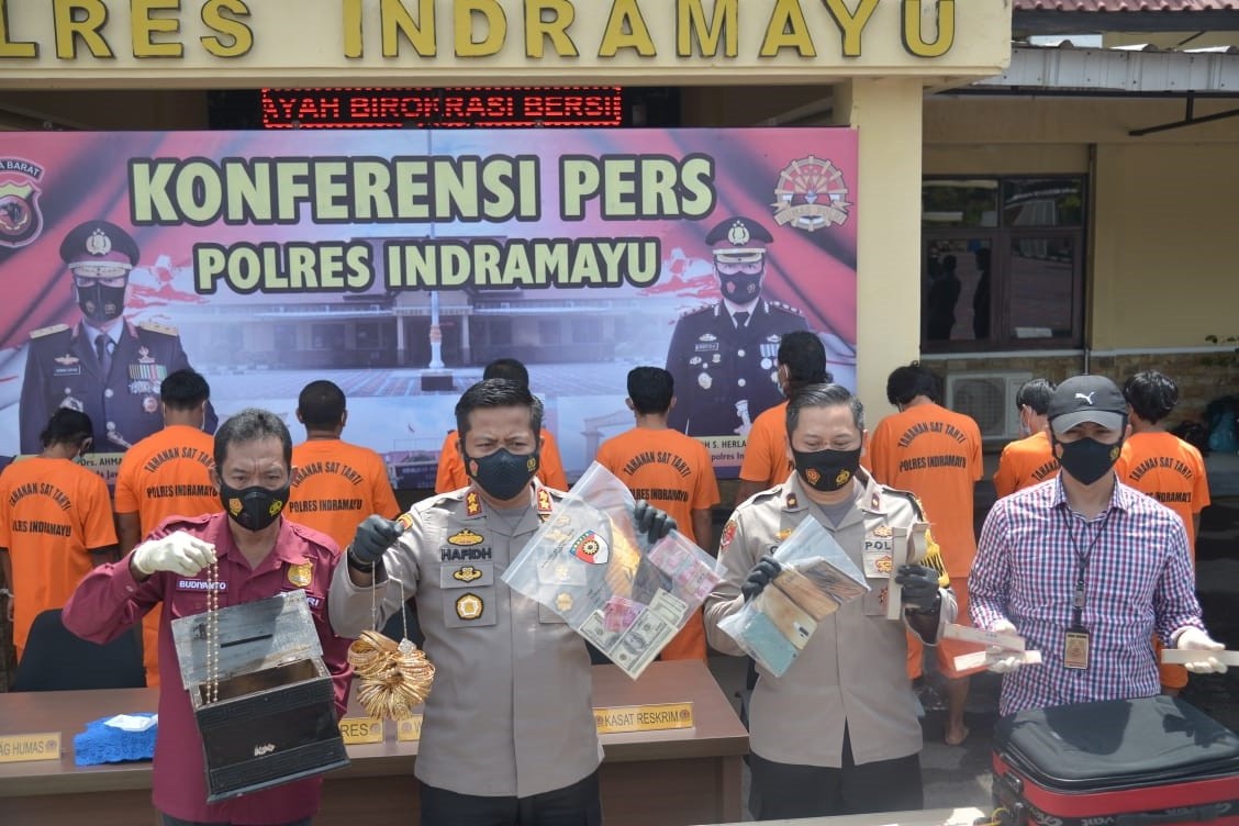 Enam Tersangka Upal Ditangkap