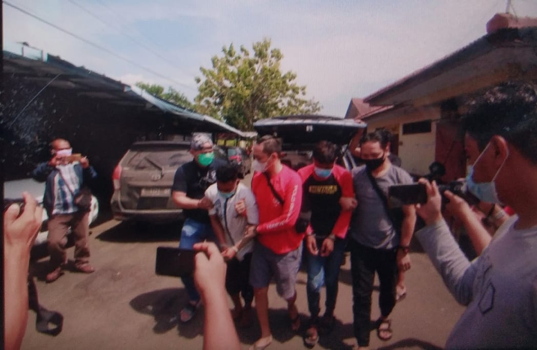 Penganiayaan di Kafe Cangkingan, Pengunjung Tewas Ditusuk Benda Tajam