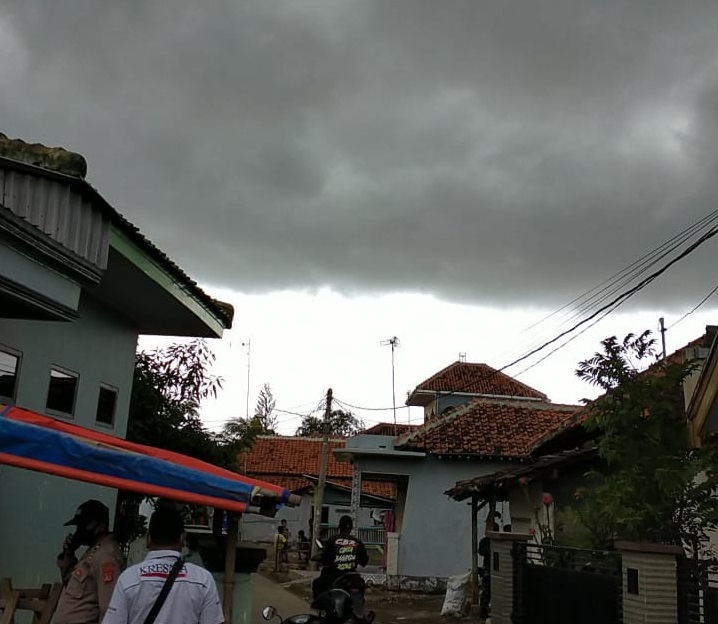 Banjir Belum Surut, Indramayu Sekarang Sudah Mendung Tebal