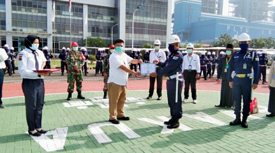 PLTU Indramayu Beri Penghargaan Satpam Berprestasi