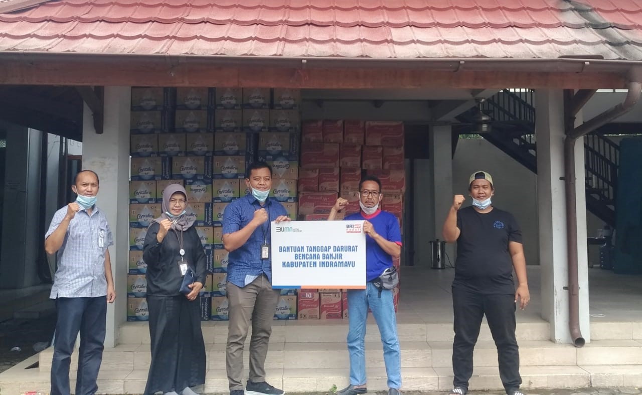 BRI Kanca Jatibarang Peduli Korban Banjir