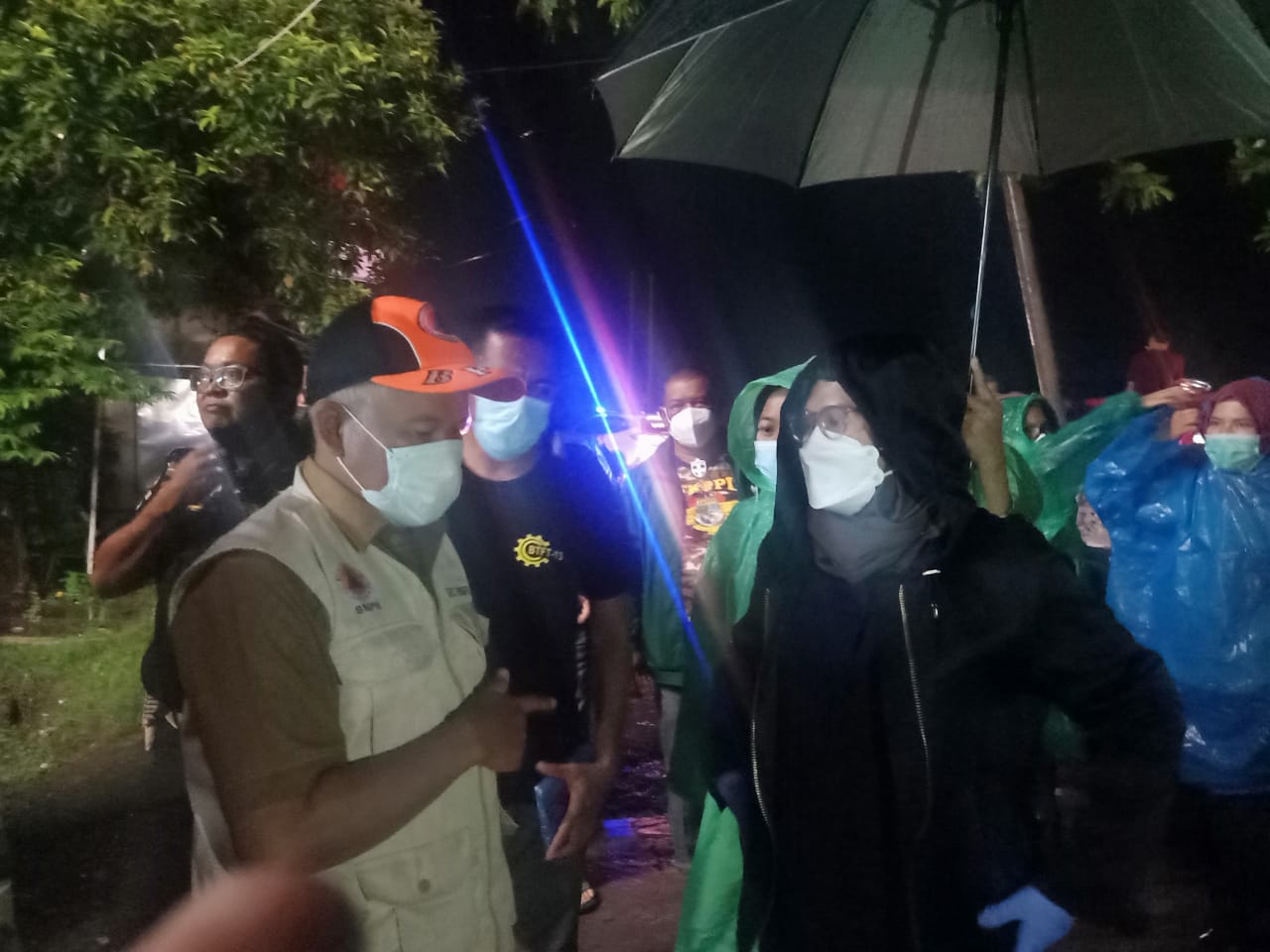 Nina Terobos Desa Gedangan, Selamatkan 120 Warga yang Belum Dievakuasi