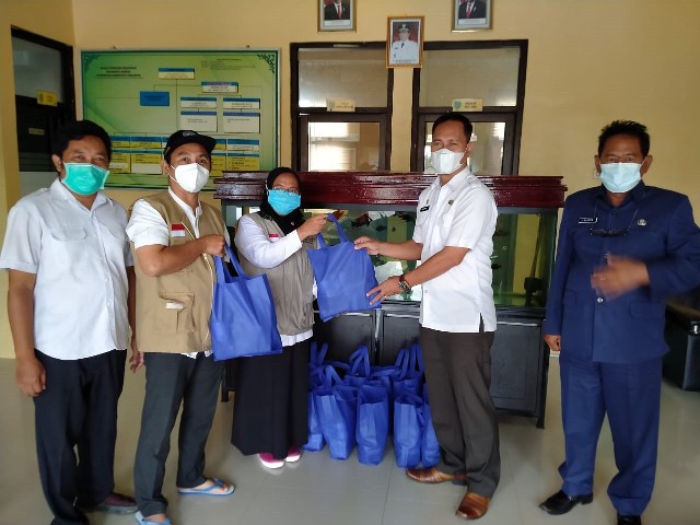 Isolasi Mandiri, 15 Warga Terima Bantuan Logistik
