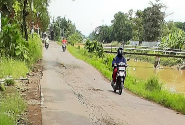 Jalan Cipelang Raya Ambles