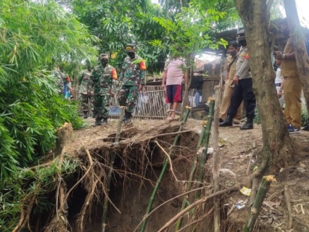 Tanggul Cimanuk Kritis
