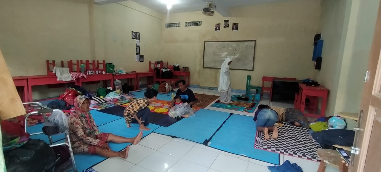 70 Persen Pengungsi Banjir Indramayu Sudah Pulang ke Rumah