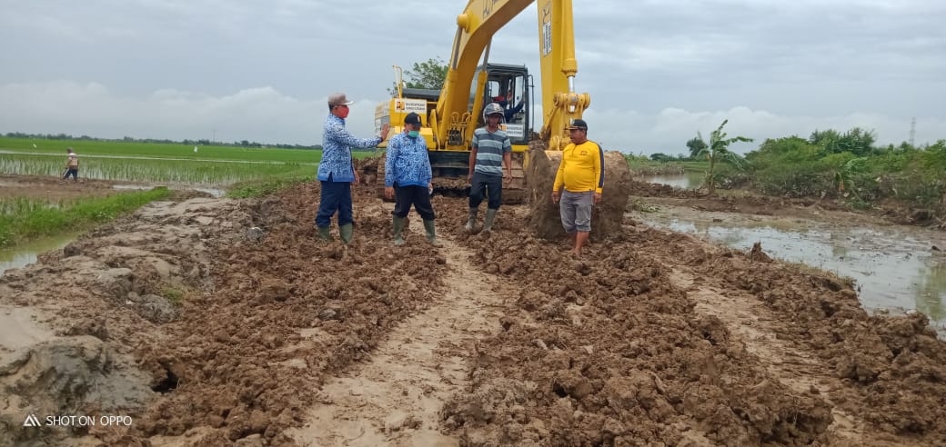 Tanggul Sungai Ciperawan Diperbaiki, Alhamdulillah Nggak Waswas Lagi