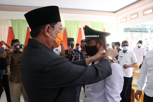 Plt Bupati Taufik Lantik Kuwu