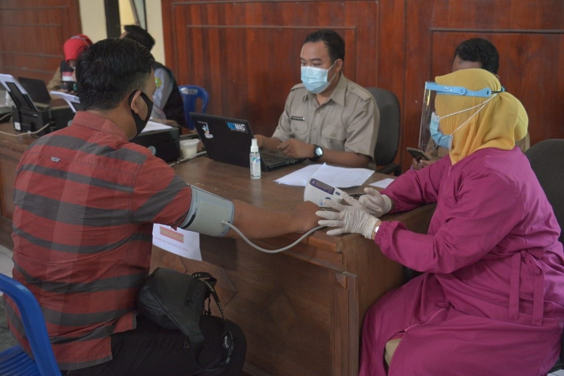Vaksinasi Covid-19 Sasar Anggota Polisi