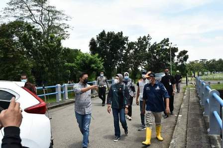 Bupati Hj Nina Minta Warga Tetap Waspada dan Pilih Tempat yang Aman