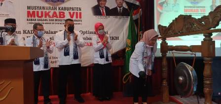 Bupati Hj Nina: Kadin Harus Mampu Bawa Investor ke Indramayu