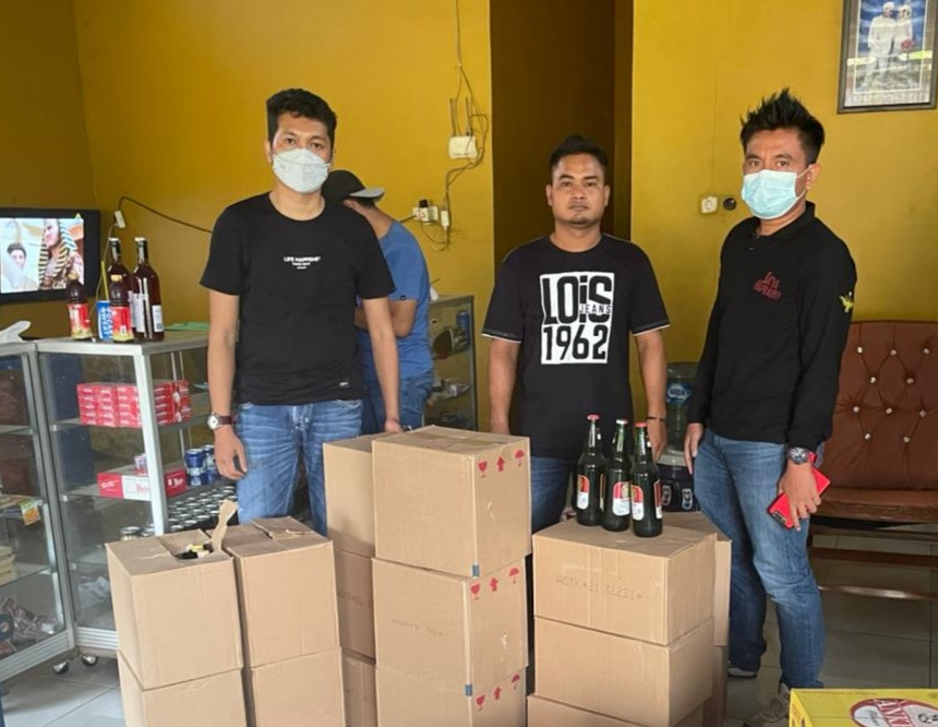 Ratusan Botol Miras Disita, Polisi Gencarkan Operasi  Pekat di Bulan Ramadan