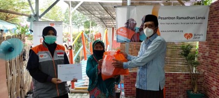 Pemdes Apresiasi Pesantren Ramadan bagi Lansia
