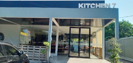 Rumah Makan Kitchen 7 Hadir di Kota Mangga