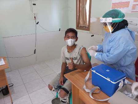 Seluruh Pekerja Proyek BBWS Cimanuk Cisanggarung Ikuti Vaksin Covid-19