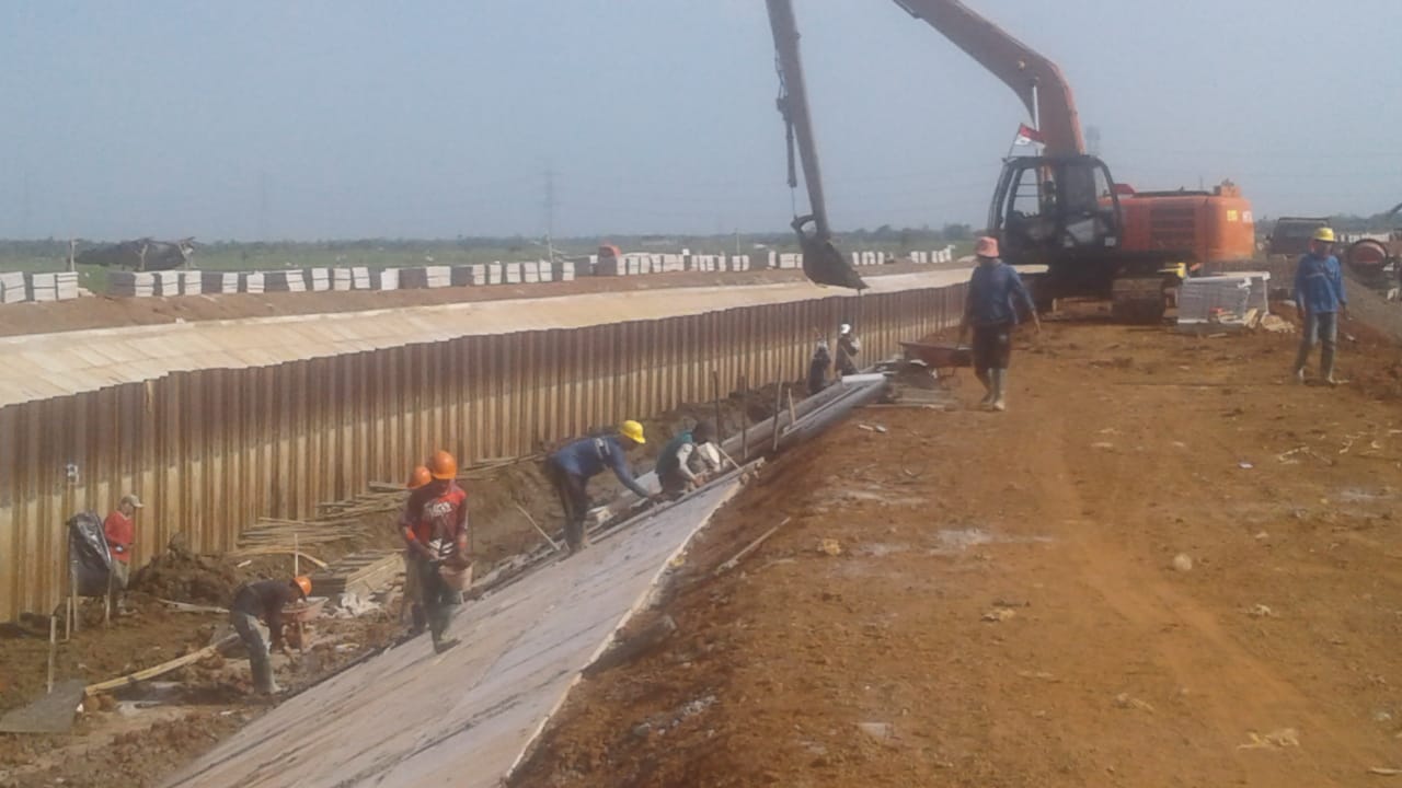 PT. Hutama Karya Kerjakan Pengurugan