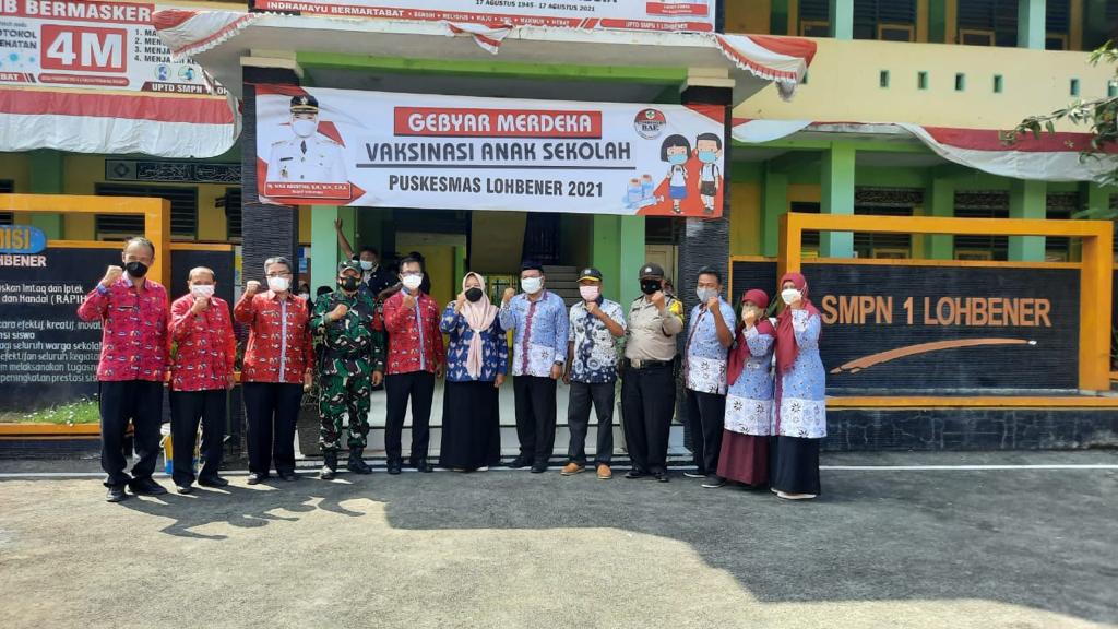 Siswa SMPN 1 Lohbener Divaksin