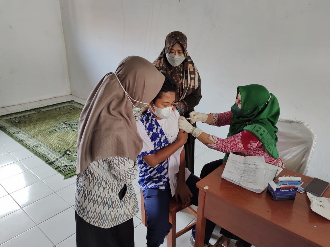 Pelajar Antusias Ikuti Vaksinasi