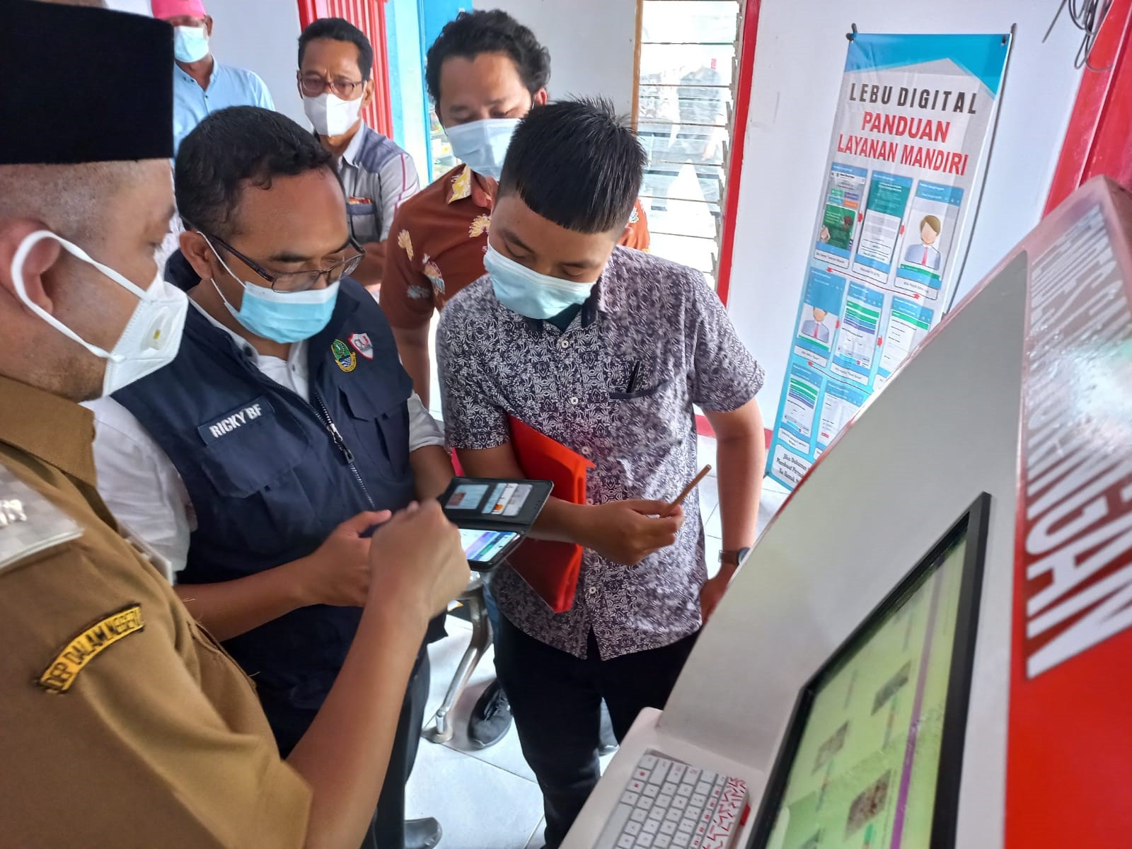 Lakukan Digitalisasi Layanan Publik sampai  Pemberdayaan Masyarakat