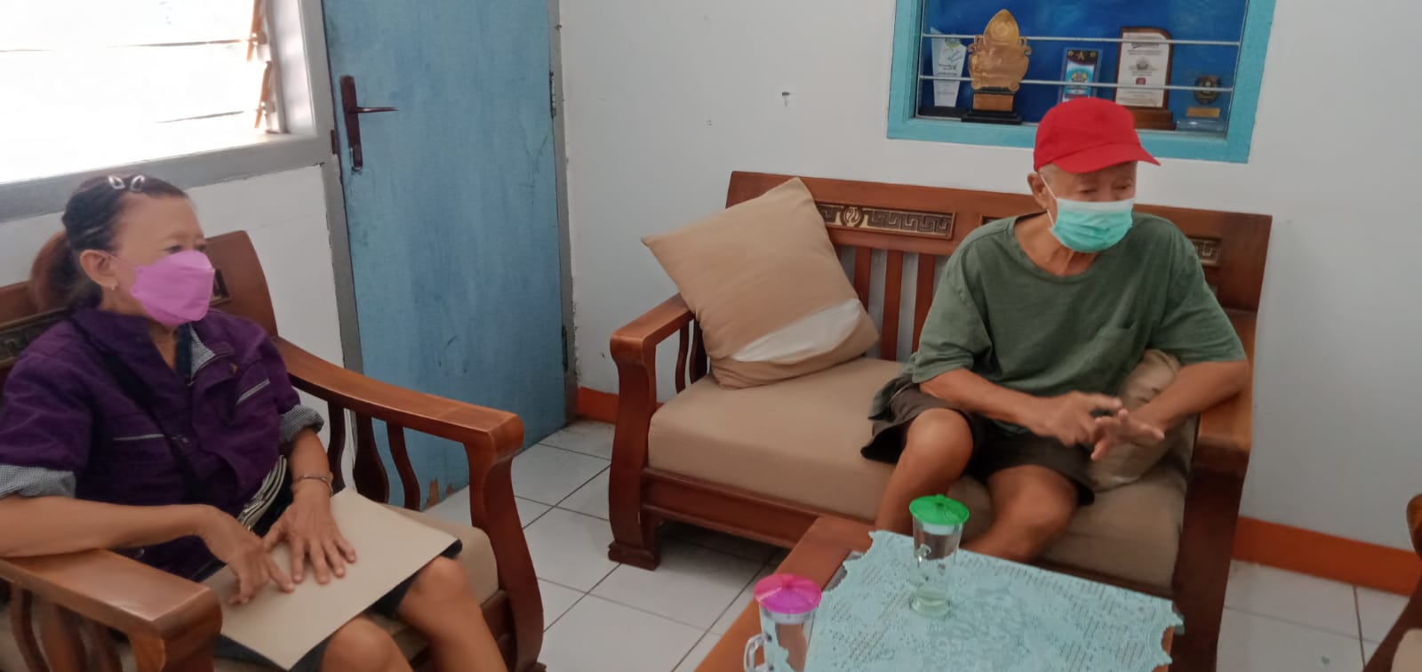 Iwan Datangi Biro Radar Indramayu, Minta Keadilan ke Ibu Bupati