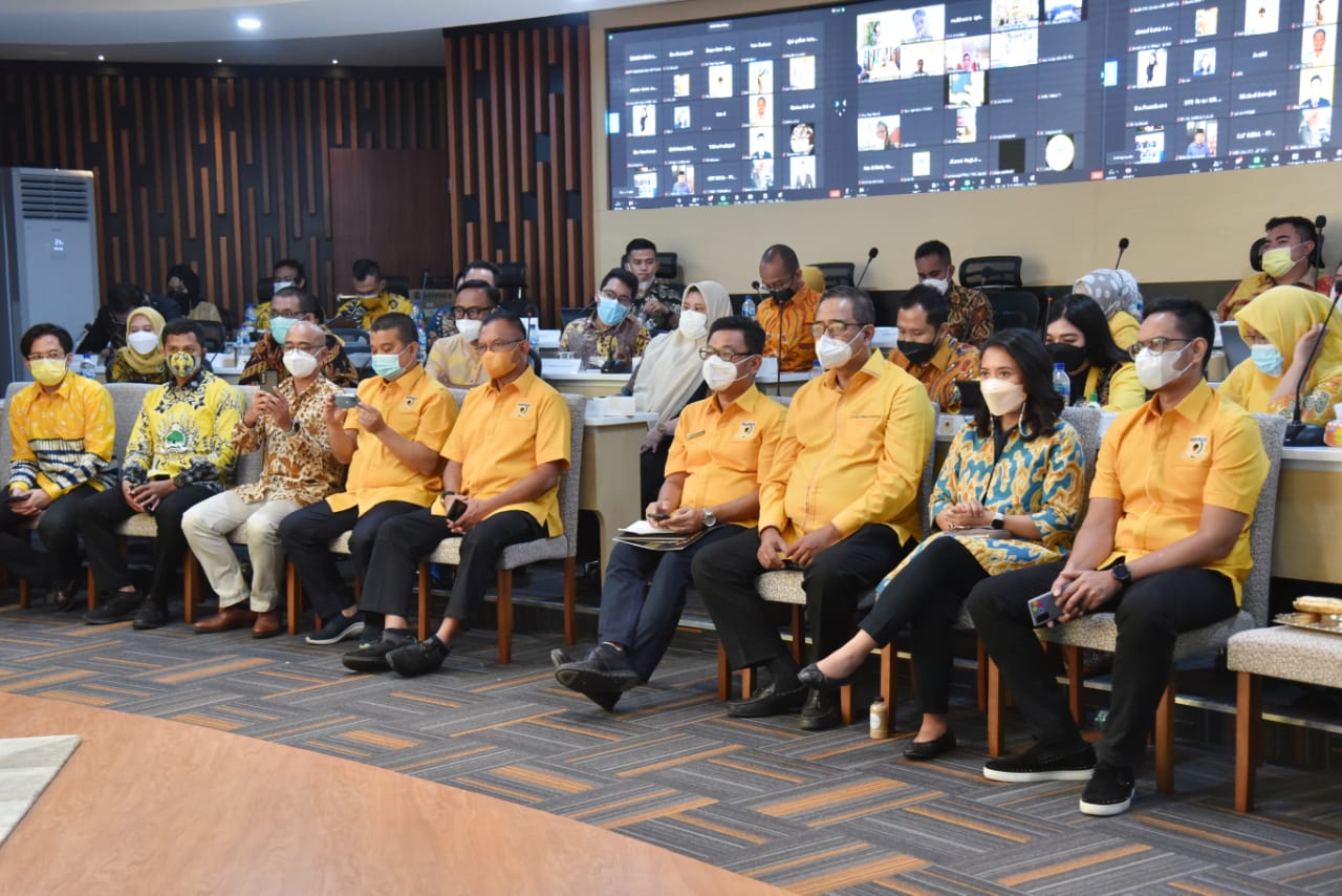 Menko Airlangga Hartarto: Alumni Golkar Institute Harus Berani Ambil Peran Strategis Ekonomi Global