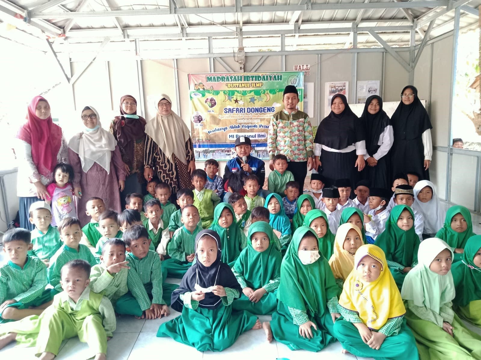 Tanamkan Cinta Rasul lewat Dongeng