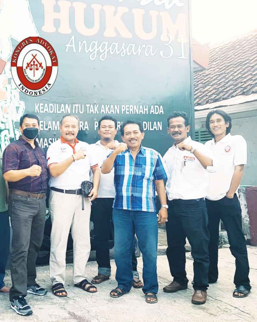 Kongres Advokat Indonesia (KAI) Helat Bakti Sosial, Salurkan 500 Paket Nasi Kotak