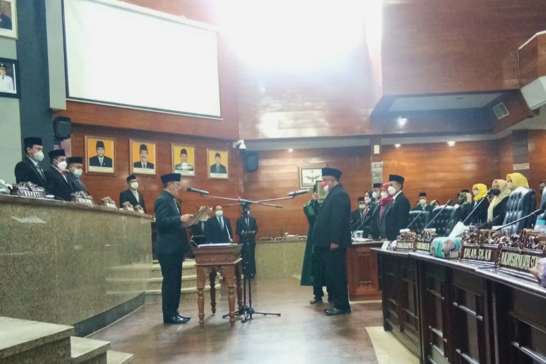 Suhendri Resmi Anggota DPRD PAW