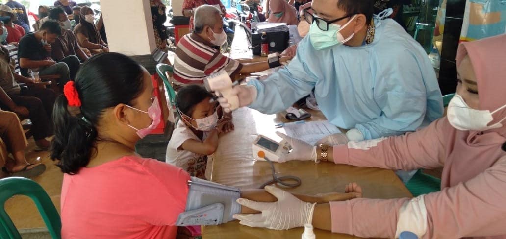 Warga Karanglayung Antusias Ingin Divaksin