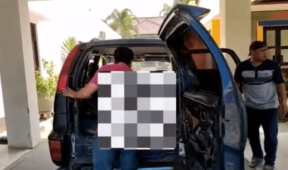 Diduga Cemburu, Mantan Ayah Tiri Bacok Anak hingga Tewas di Mudakjaya Cikedung, Tertangkap di Kolong Jembatan