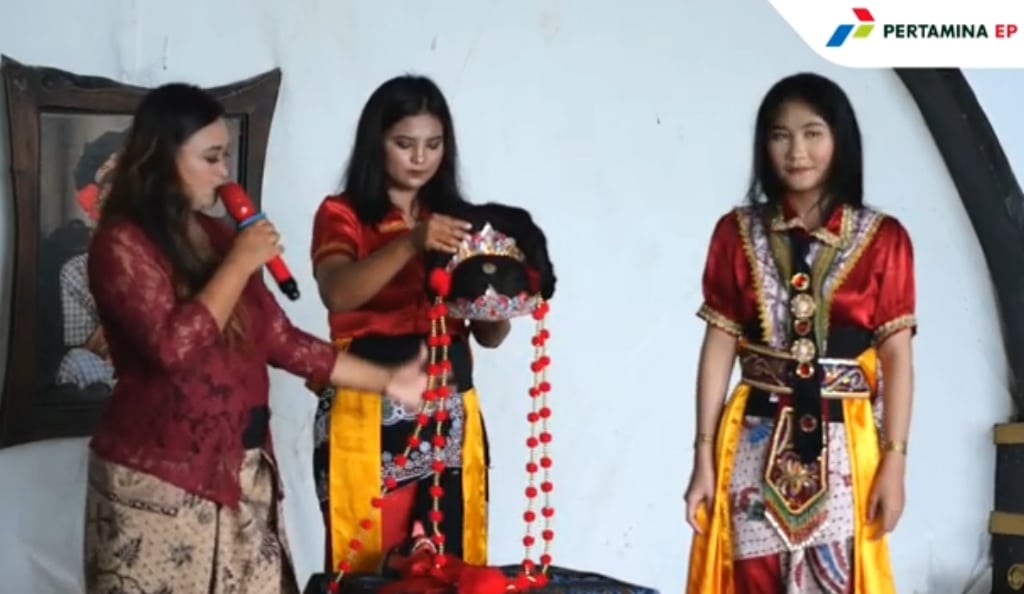 Ajarkan Seni Tari Topeng lewat Daring