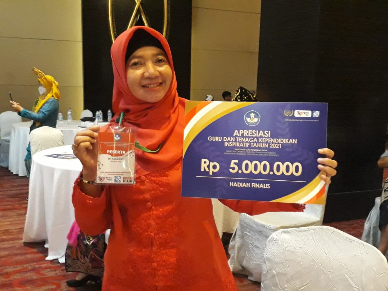 Eti Herawati Finalis Kepsek Inspiratif Tingkat Nasional