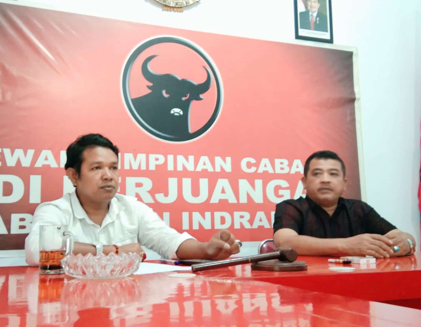 PDIP Pasang Badan Bela Bupati Nina